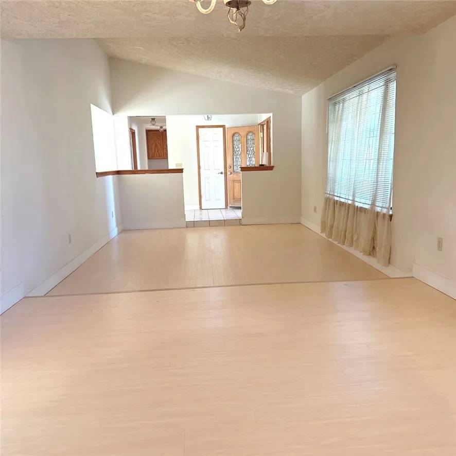 Phelan, CA 92371,9078 Smith Road
