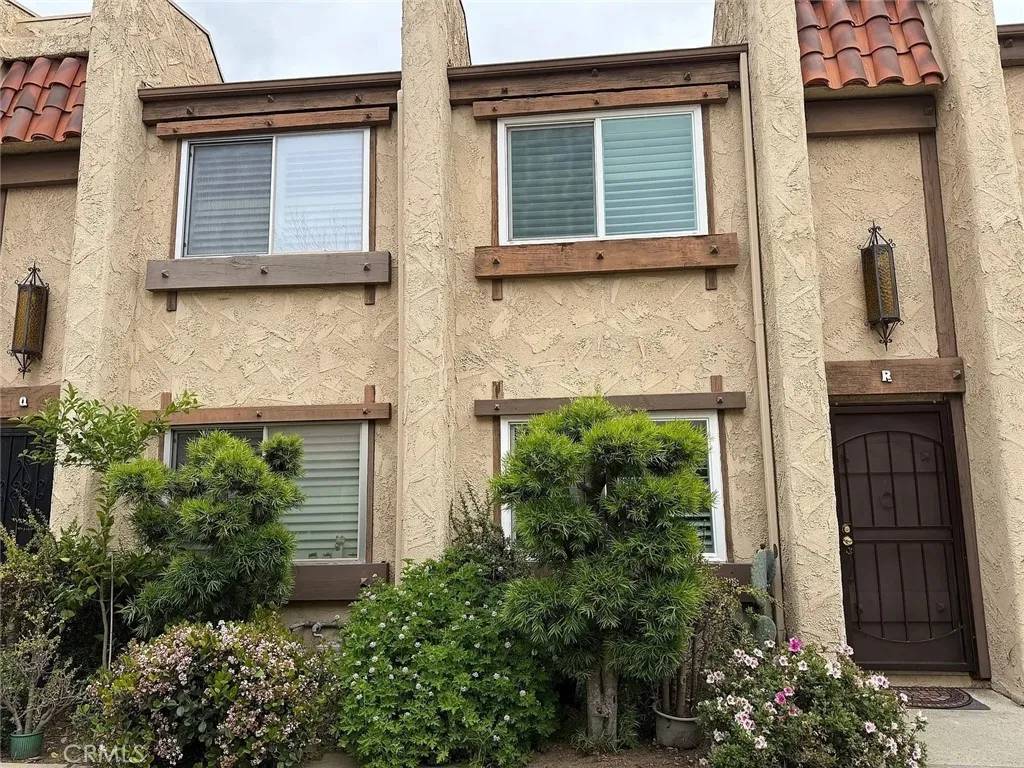 San Gabriel, CA 91776,327 E Live Oak Street #R
