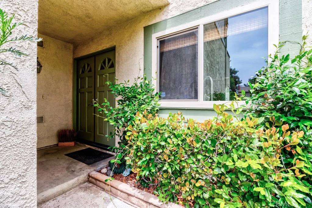 Claremont, CA 91711,1666 Albany Court