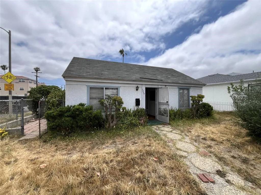 Harbor City, CA 90710,1504 253rd Street