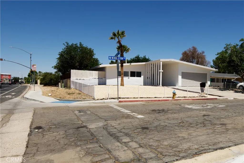 Victorville, CA 92395,14163 Wimbleton Drive