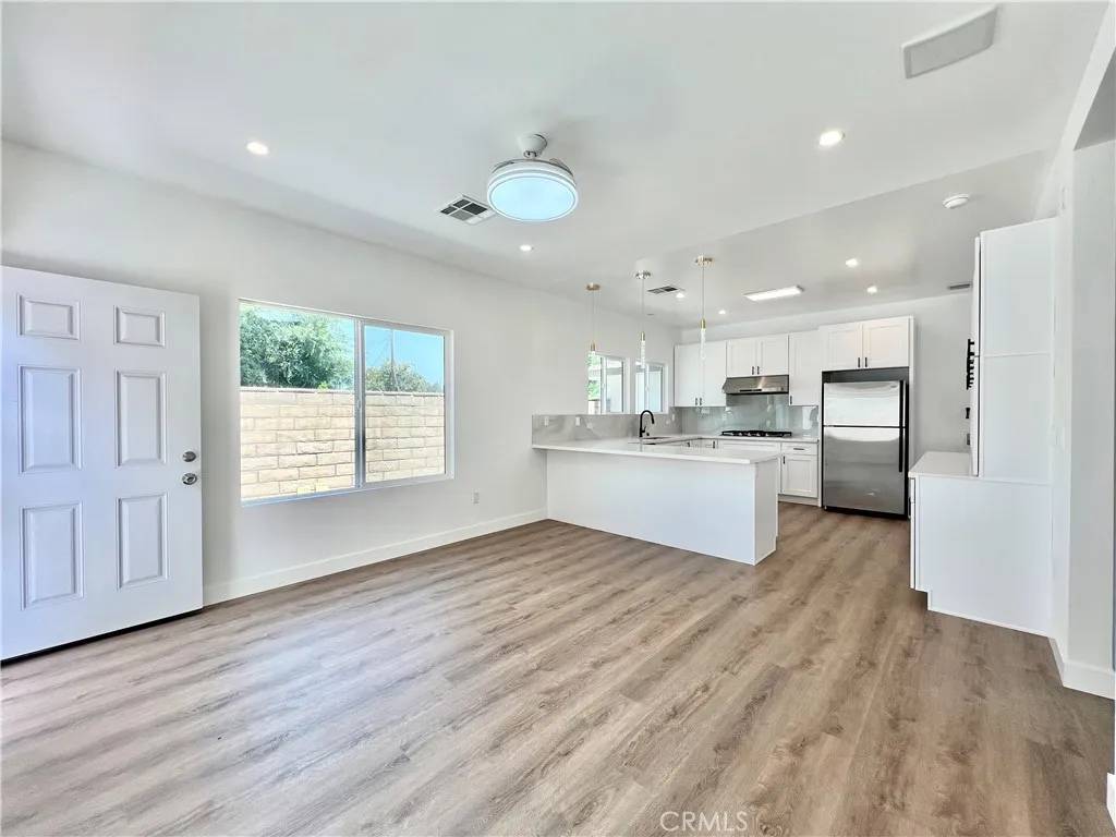 Arcadia, CA 91006,917 Wigwam #B