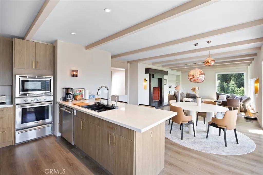 Los Angeles, CA 90068,3233 Tareco Drive