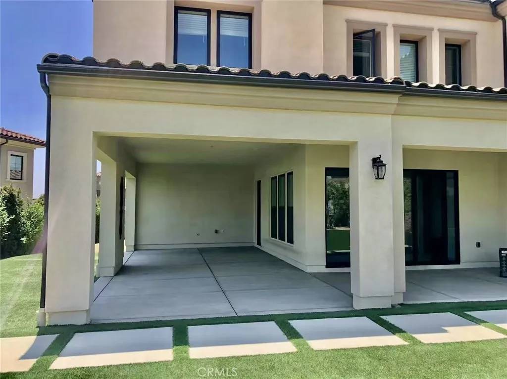 Porter Ranch, CA 91326,11716 N Manchester Way