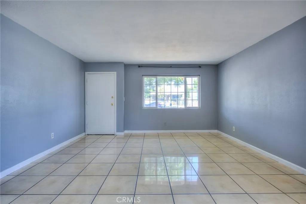 Fontana, CA 92336,7214 Cypress Avenue