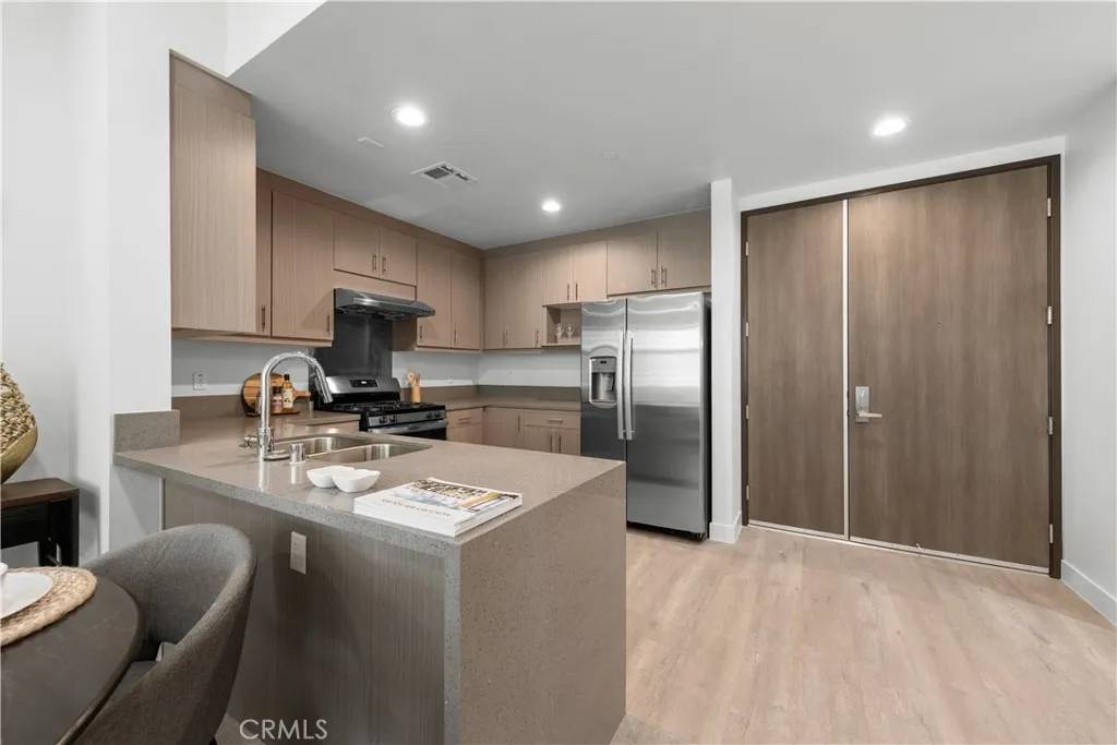 Alhambra, CA 91801,168 S Monterey Street #502