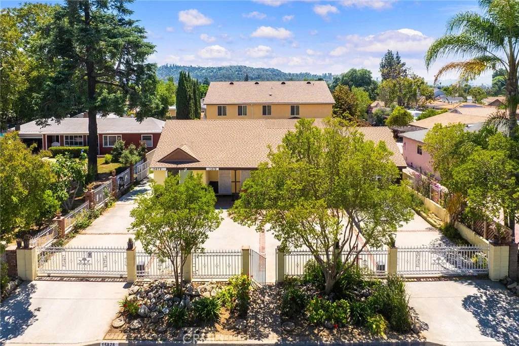 La Puente, CA 91744,15874 Meadowside Street