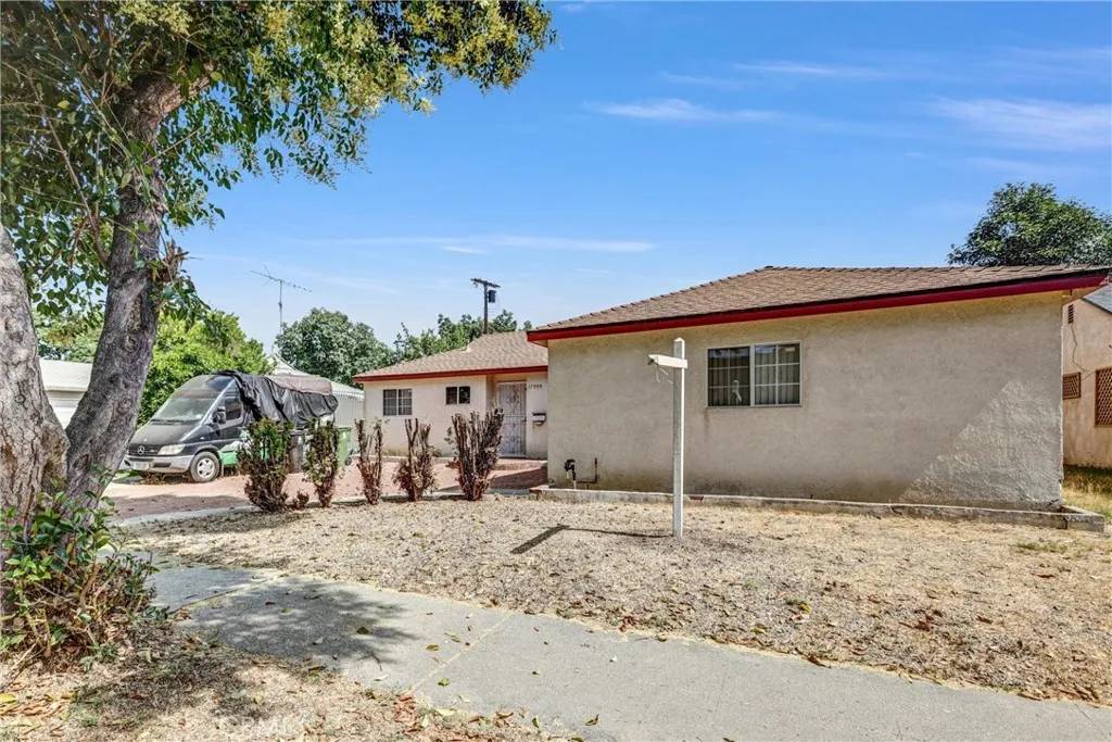 Reseda, CA 91335,17959 Cantara Street