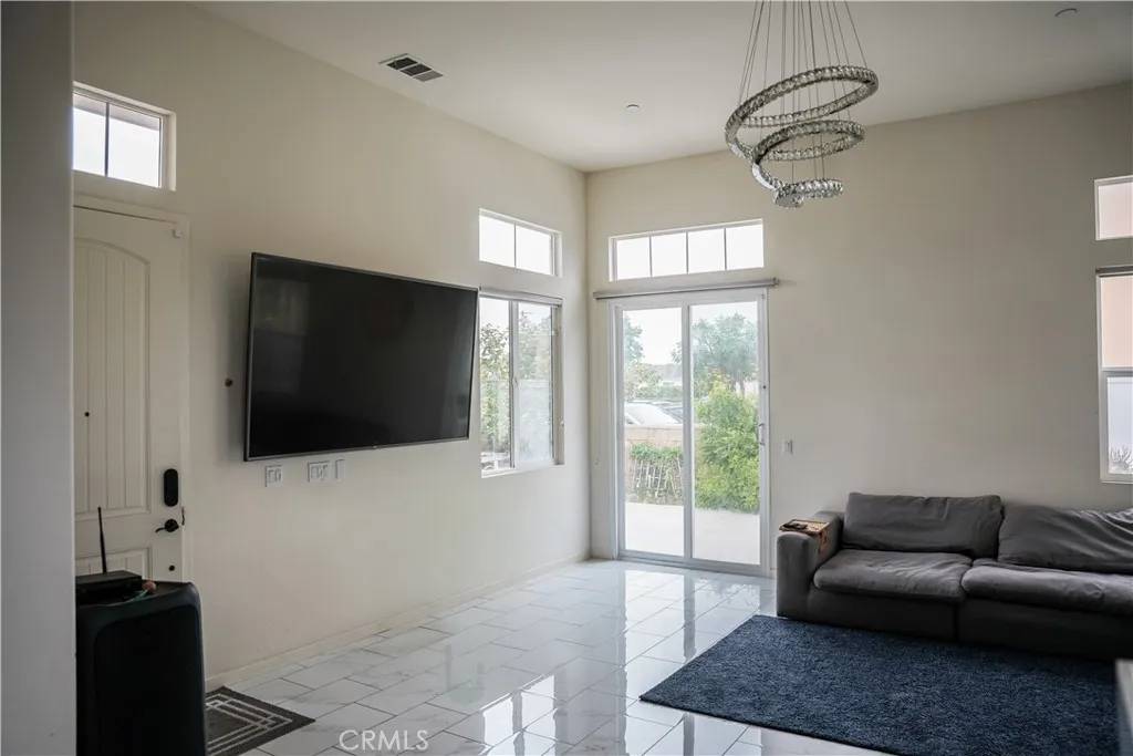 Torrance, CA 90501,21125 Normandie Avenue