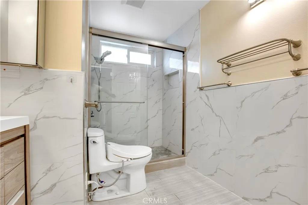 Diamond Bar, CA 91765,24111 Decorah Road