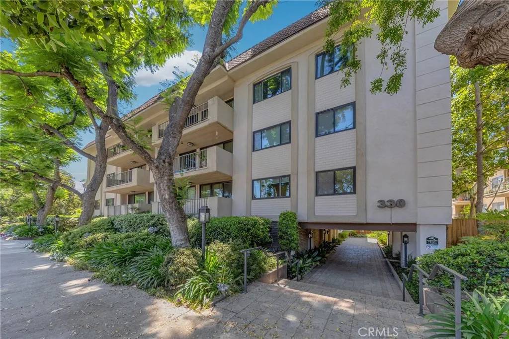 Pasadena, CA 91105,330 W California Boulevard #311