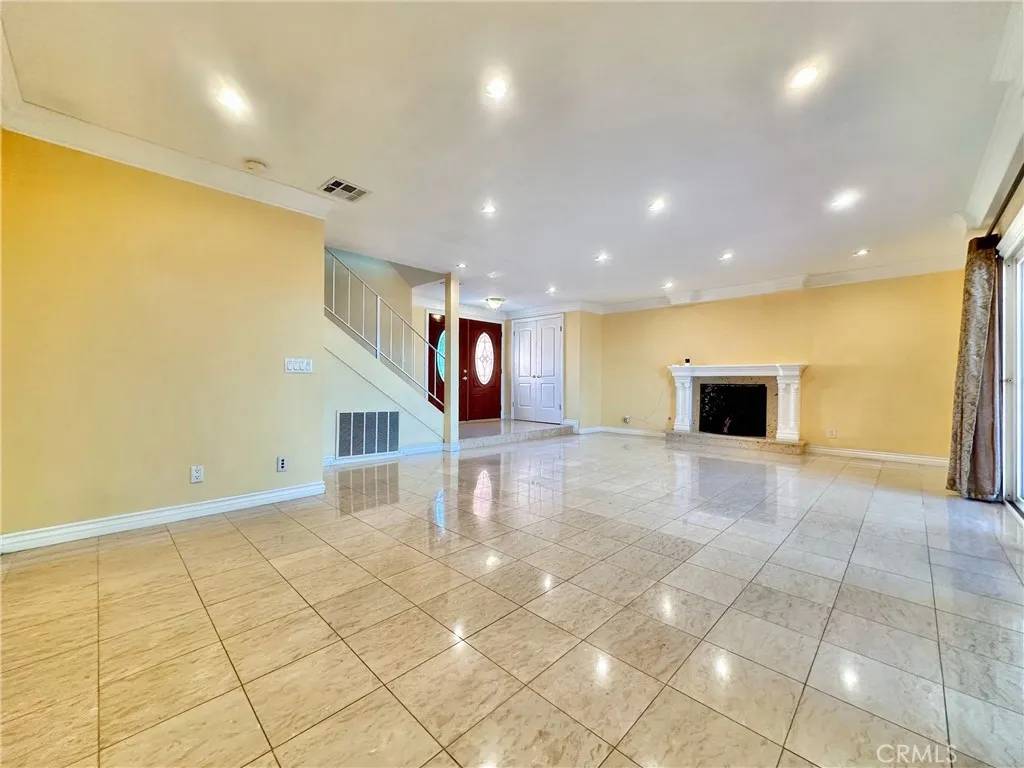 Montebello, CA 90640,1602 via palermo