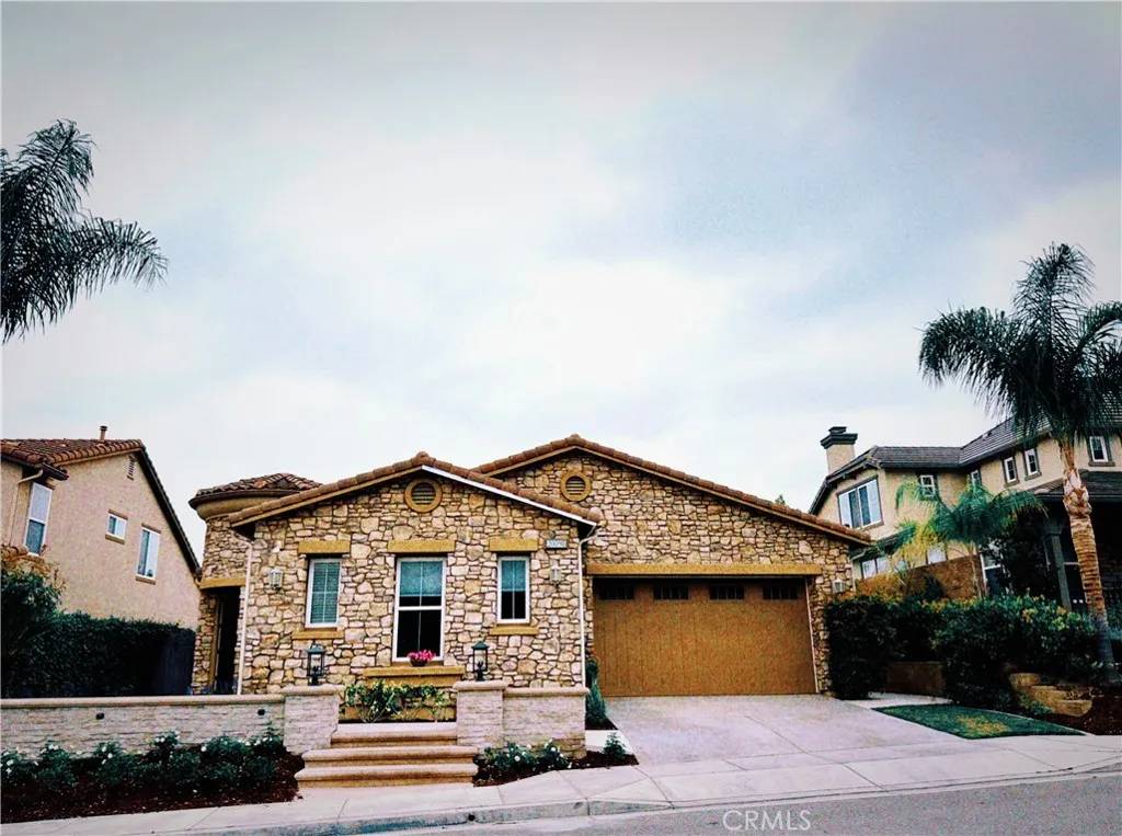 Yorba Linda, CA 92886,20098 Livorno Ln