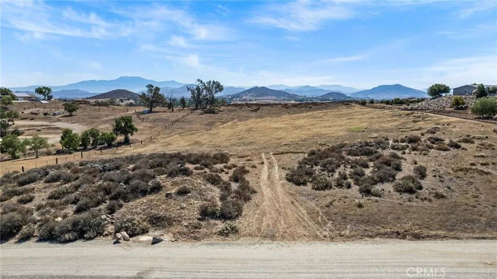 Menifee, CA 92584,0 Lindenberger