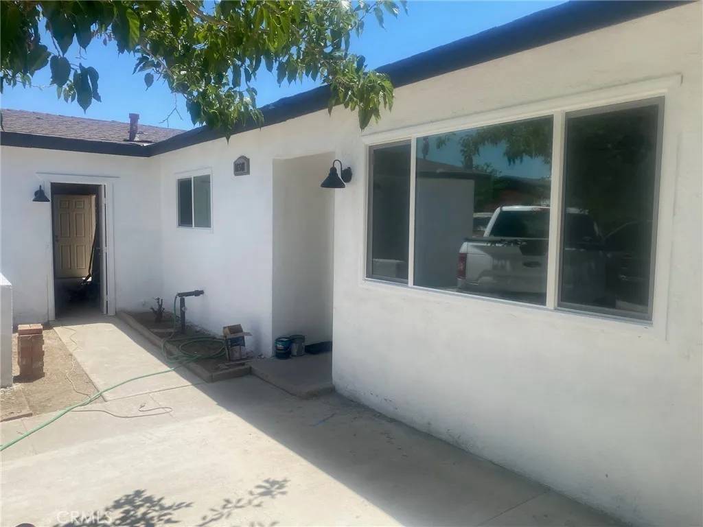 Victorville, CA 92395,16581 Desert Sands Road