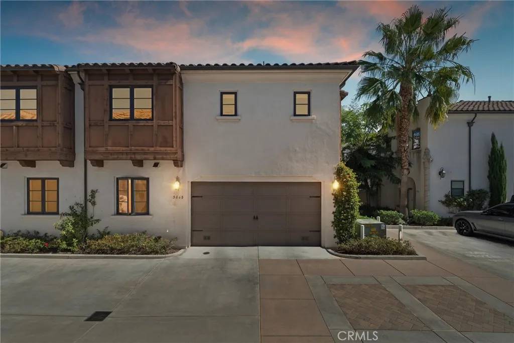 Arcadia, CA 91006,586 S 2nd Avenue #B