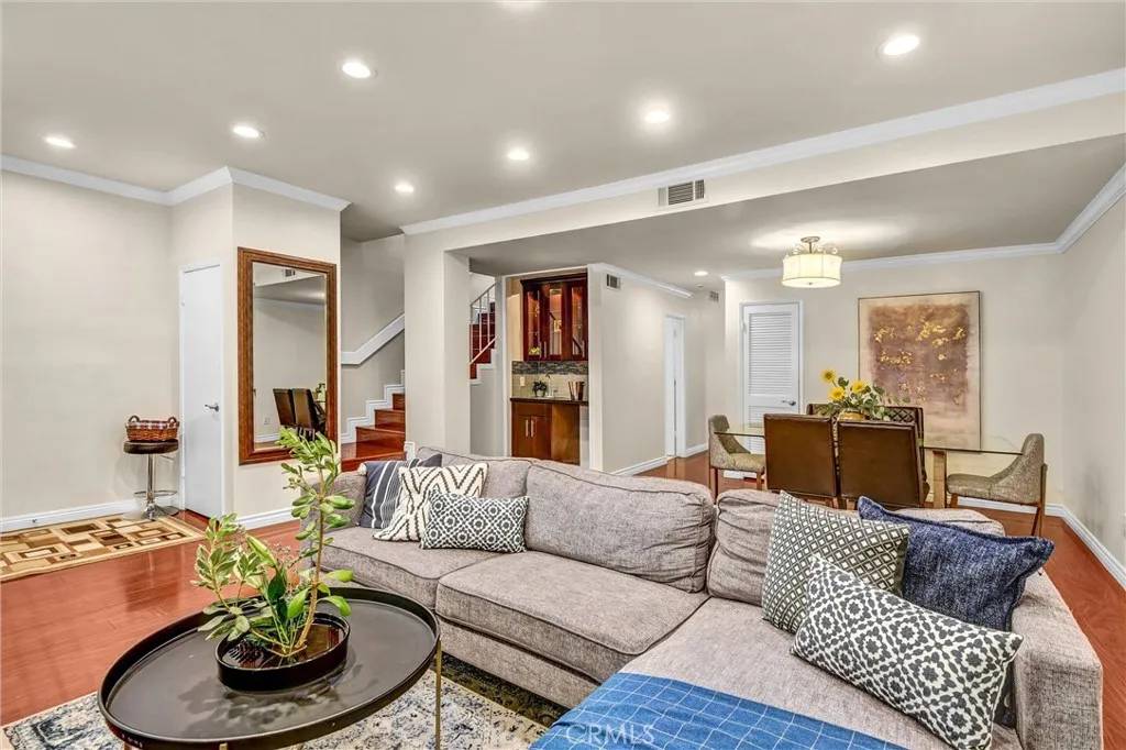 Arcadia, CA 91007,407 W Duarte Road #8