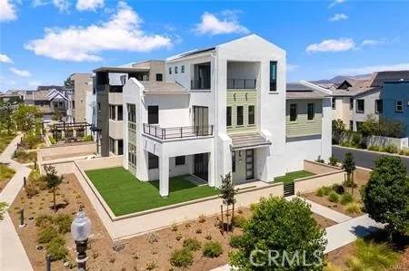 Irvine, CA 92618,123 Bosal