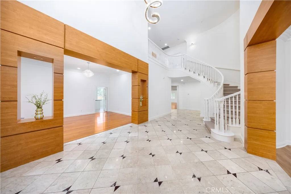 Arcadia, CA 91006,68 E Longden Avenue