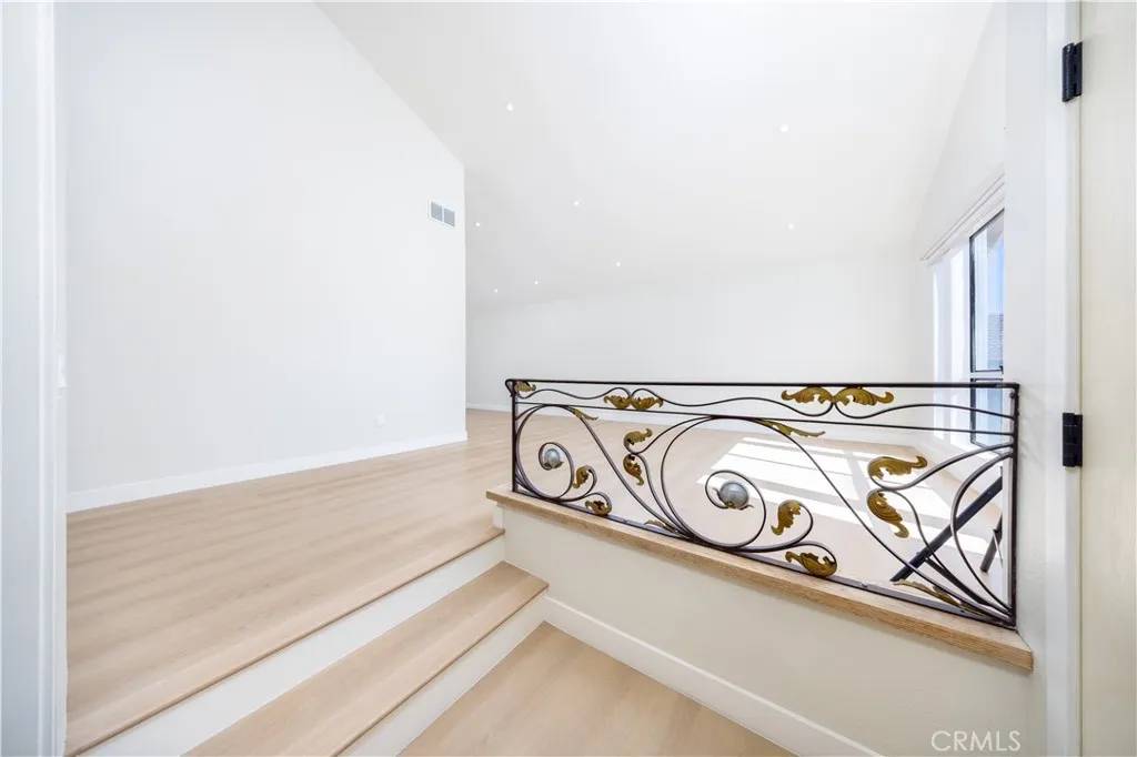 Pomona, CA 91766,19 Viewpoint Circle