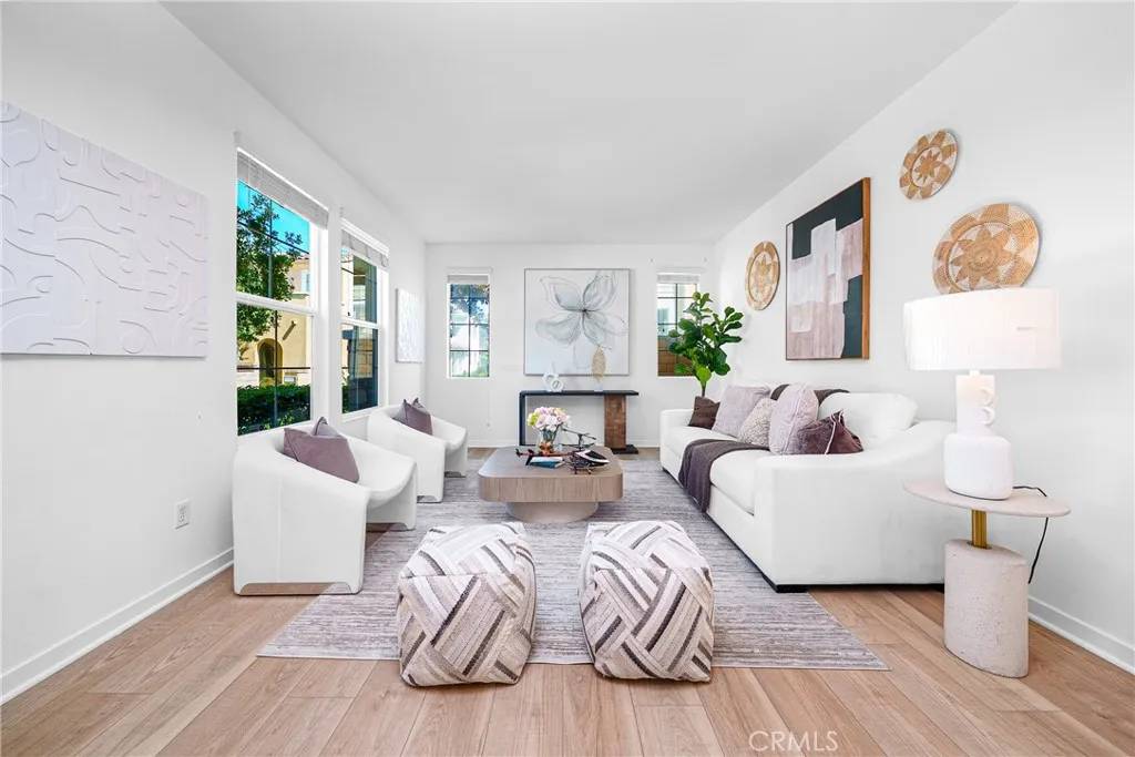 Azusa, CA 91702,907 N Cornejo Way