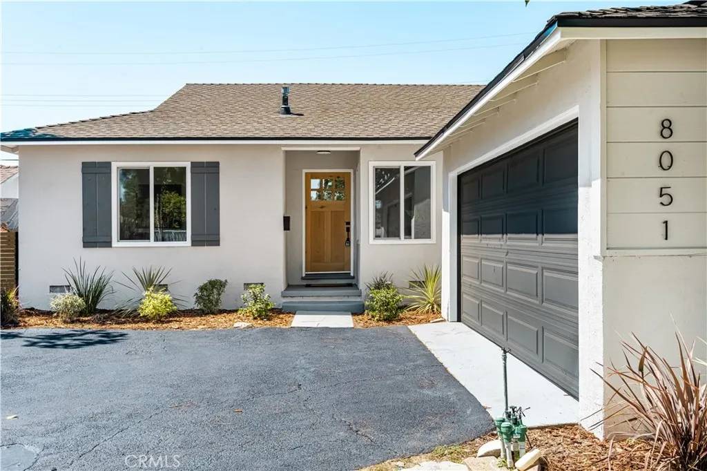 Reseda, CA 91335,8051 Etiwanda Avenue