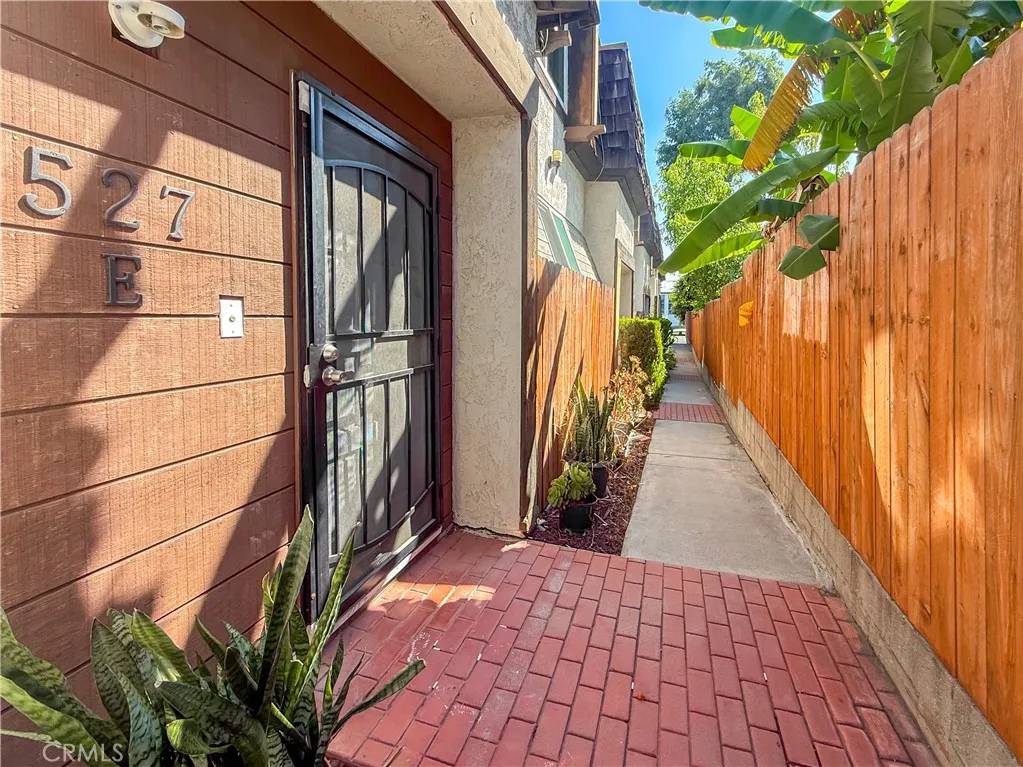 Monterey Park, CA 91755,527 Pomelo Avenue #E