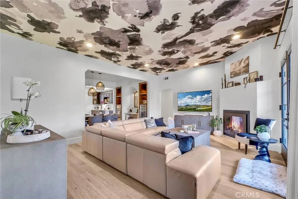 Rolling Hills Estates, CA 90274,999 Silver Spur Road