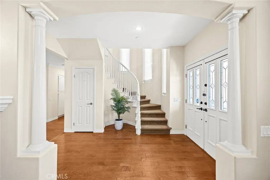 Arcadia, CA 91006,826 Country Oaks Lane