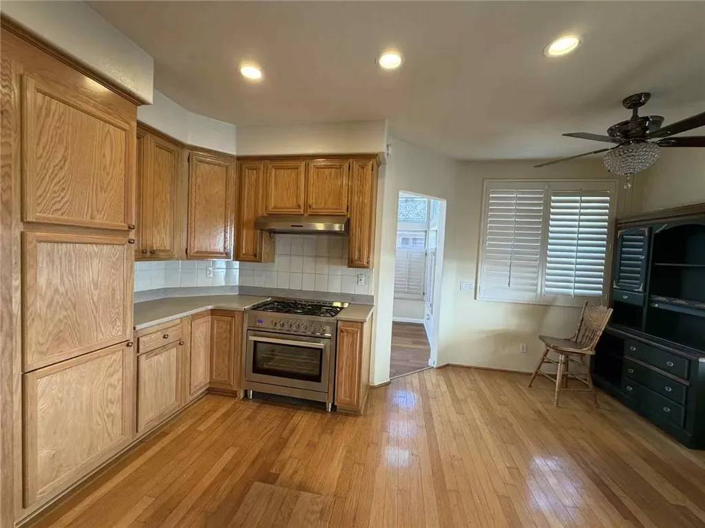 Chino, CA 91710,6594 Manzanita