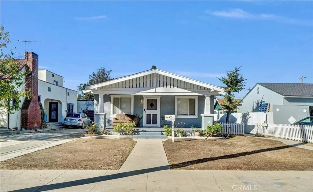 Anaheim, CA 92805,833 S Lemon Street