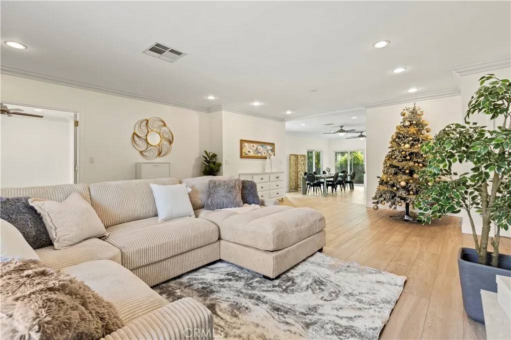 Arcadia, CA 91006,218 E Haven