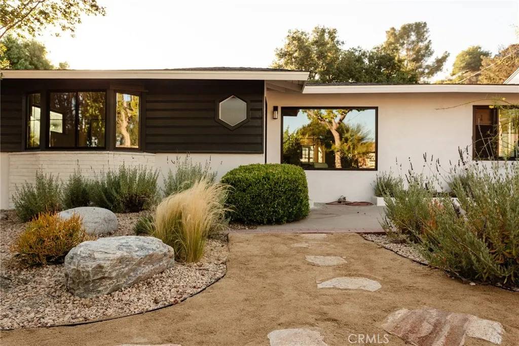 Altadena, CA 91001,4367 Rising Hill