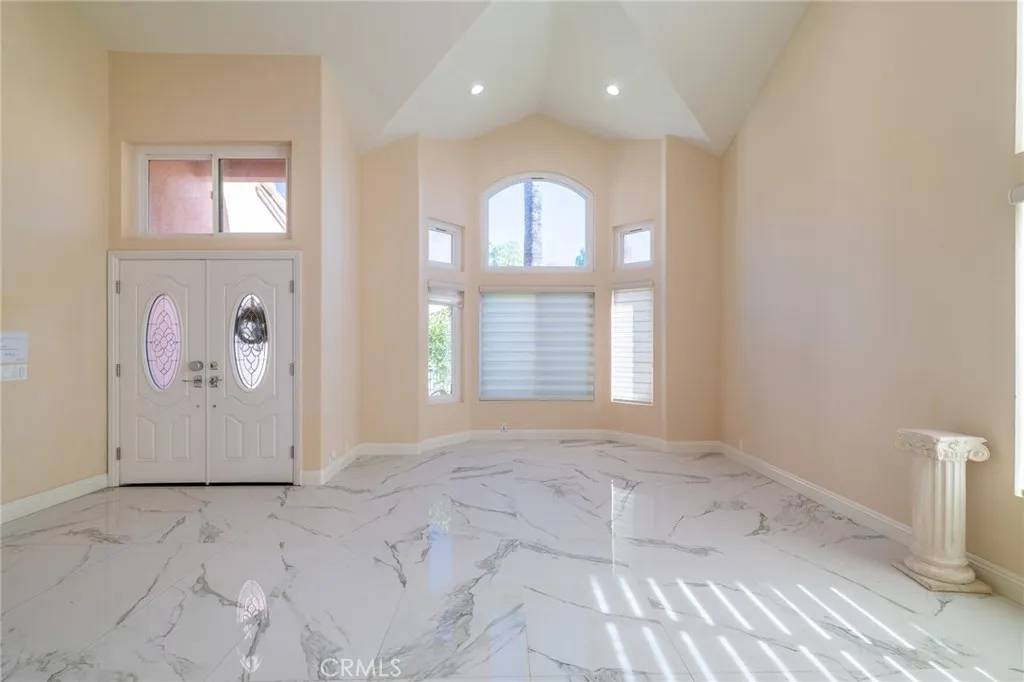 Walnut, CA 91789,19922 E Country Hollow