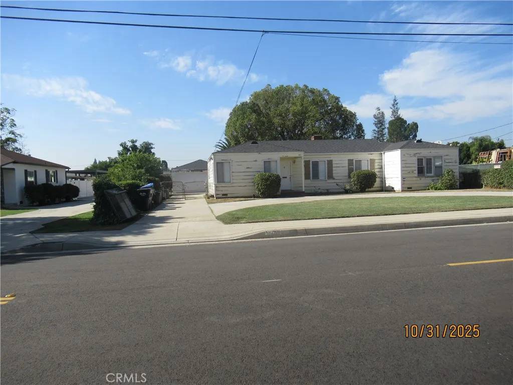 Temple City, CA 91780,5111 Pal Mal Ave