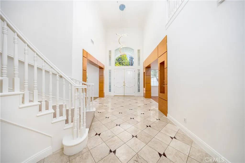 Arcadia, CA 91006,68 E Longden Avenue