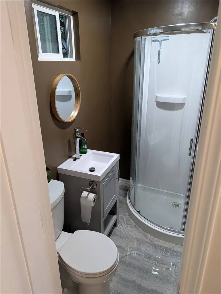 Long Beach, CA 90810,1934 W Lincoln