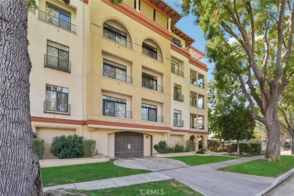 Pasadena, CA 91101,742 Locust Street #301