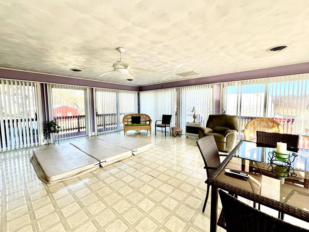 Heathsville, VA 22473,8897 Northumberland Hwy