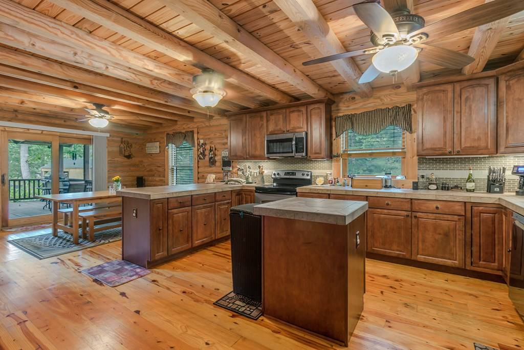 Heathsville, VA 22473,300 Lighthouse Lane