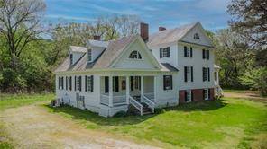 Mathews, VA 23109,525 Main Street