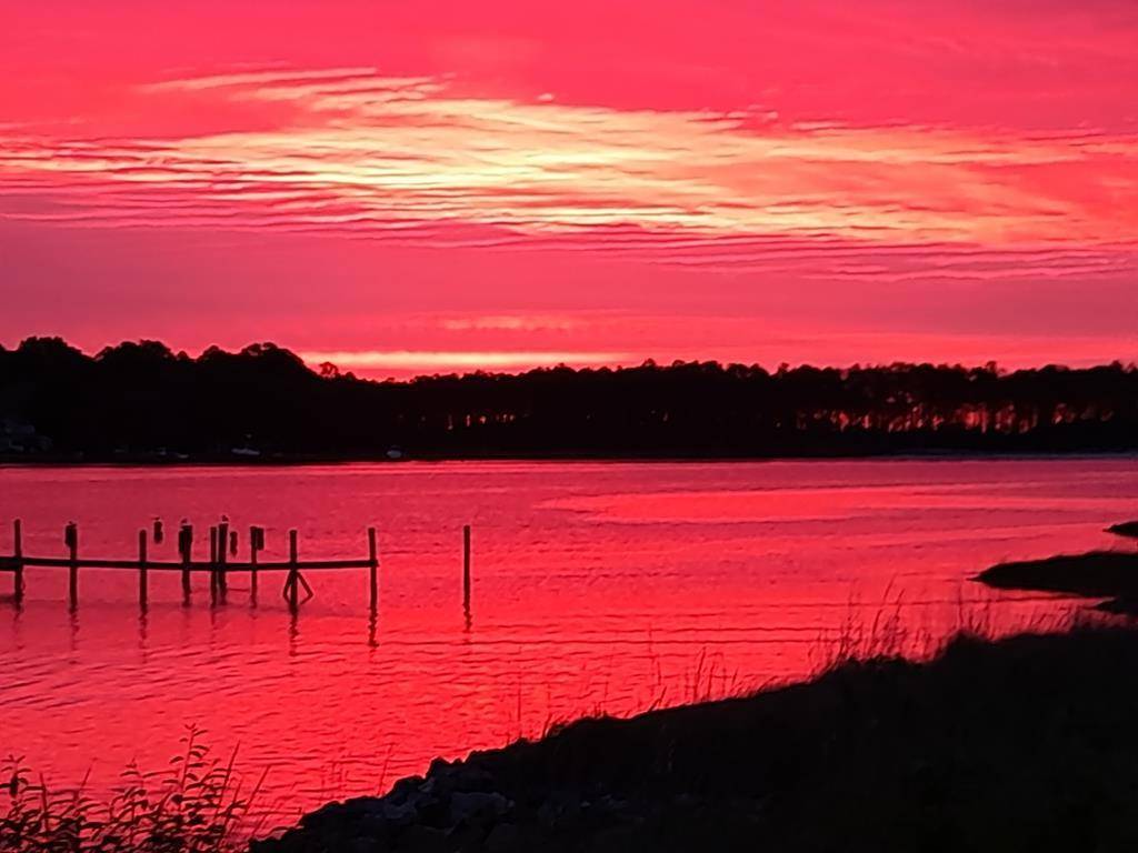 Kilmarnock, VA 22473,2215 Ditchley Road