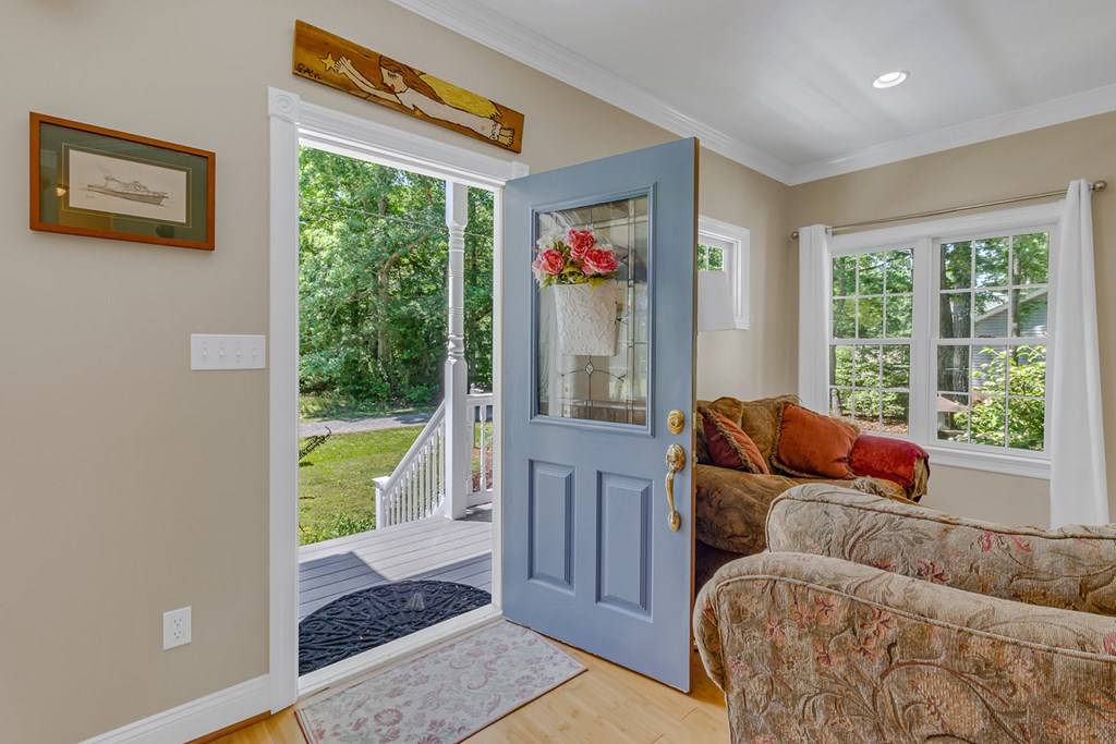 Reedville, VA 22539,189 Virginia Road