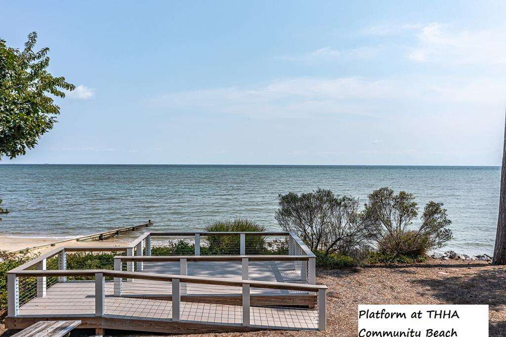 Reedville, VA 22539,621 Twin Harbor Road