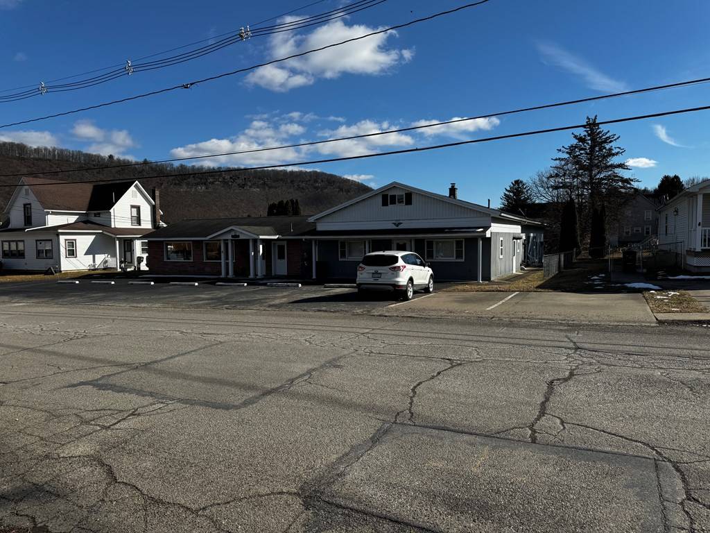 Towanda, PA 18848,34 Pratt Ave