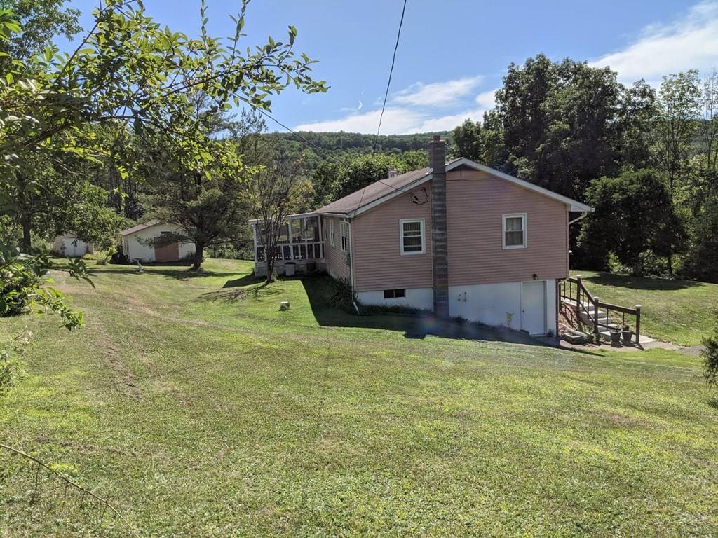 Waverly, NY 14892,42 Ranch Road