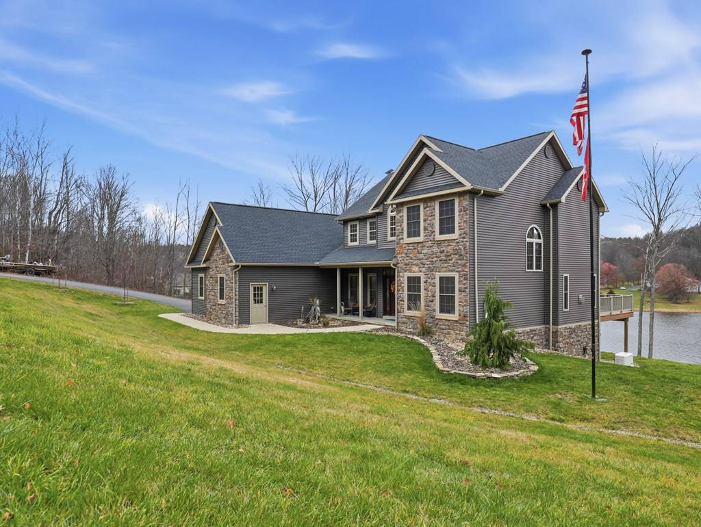 Sayre, PA 18840,734 Lakeside Dr