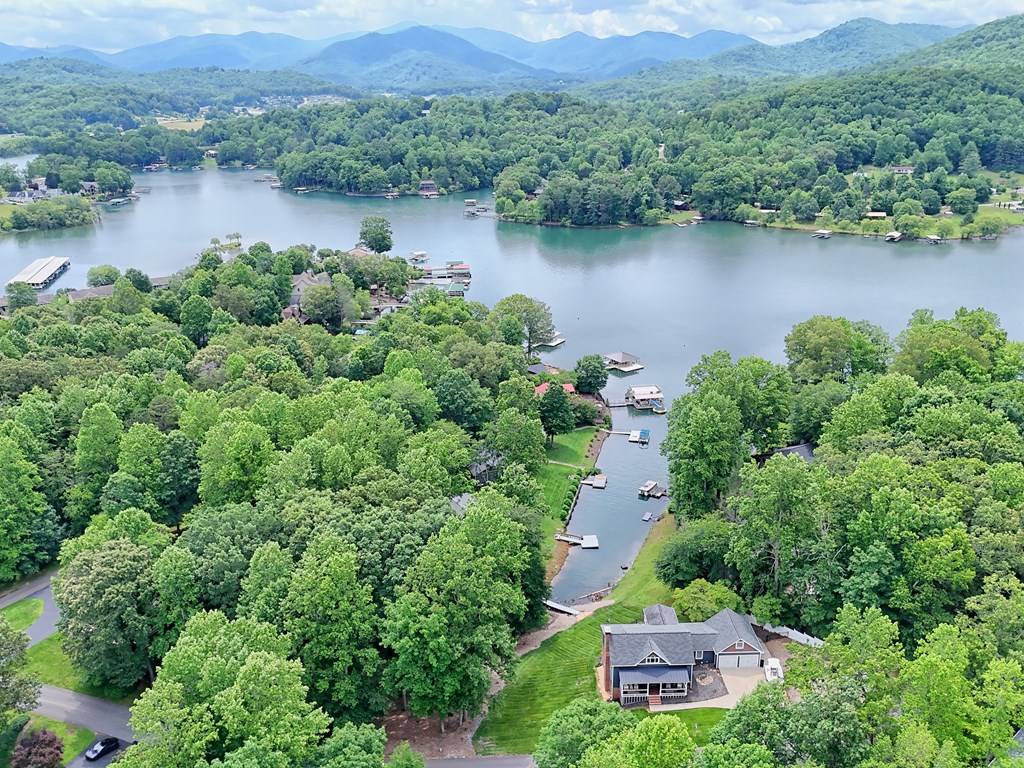 Hiawassee, GA 30546,520 Long View Drive
