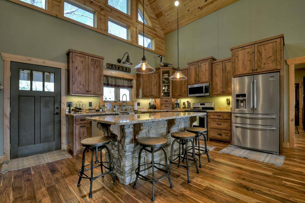 Young Harris, GA 30582,680 Ray Drive