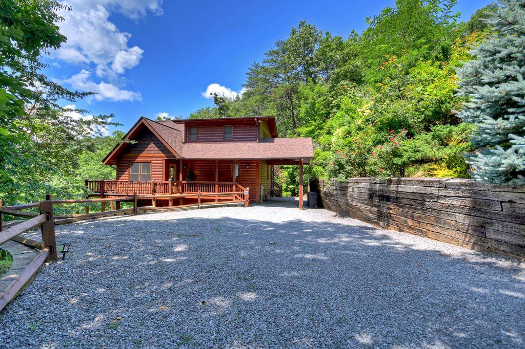 Blue Ridge, GA 30513,411 Ridge Trail